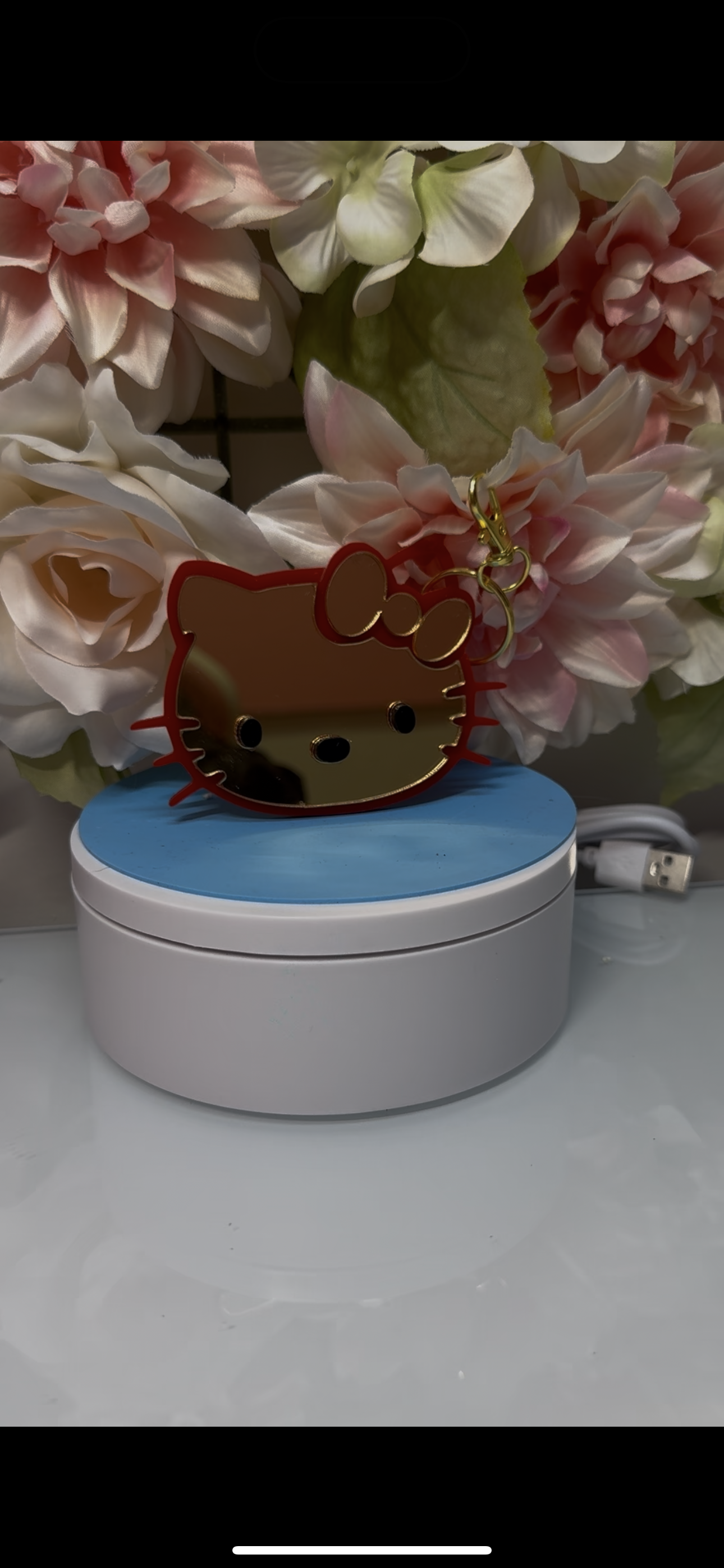 Hello Kitty key chain (mirrored)