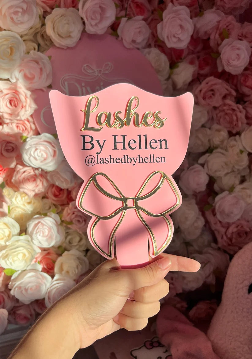 Bow lash prop mirror included